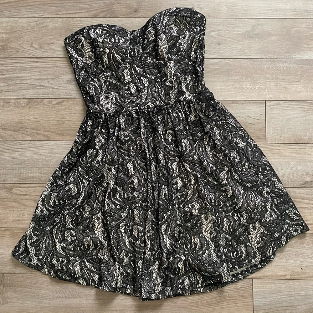 Miami Lace Sleeveless Corset Dress